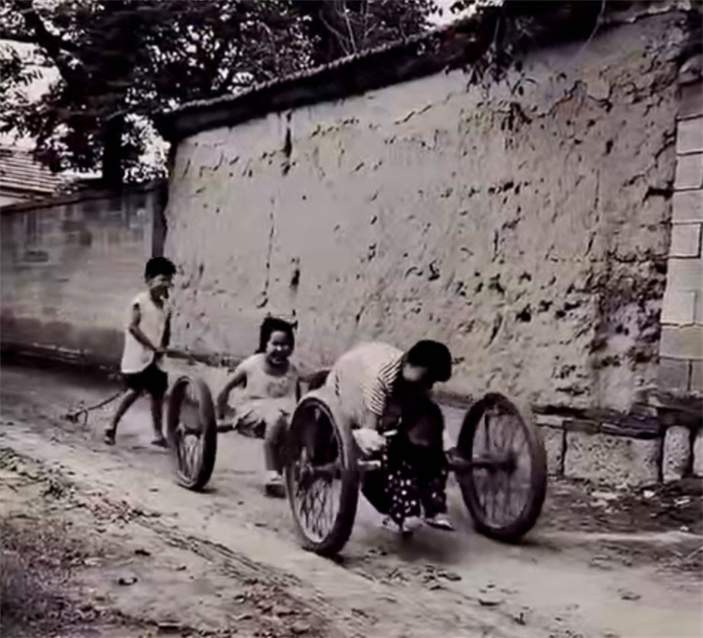 【105款】横屏80后90后孩童时期记忆回忆怀旧视频素材  第4张