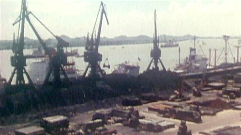 改革开放80 90年代社会生活面貌市场经济发展旧时怀旧视频素材 第7张